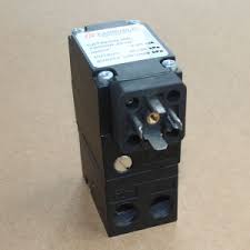 td6000-424u-transducer-fairchild-vietnam-1.png